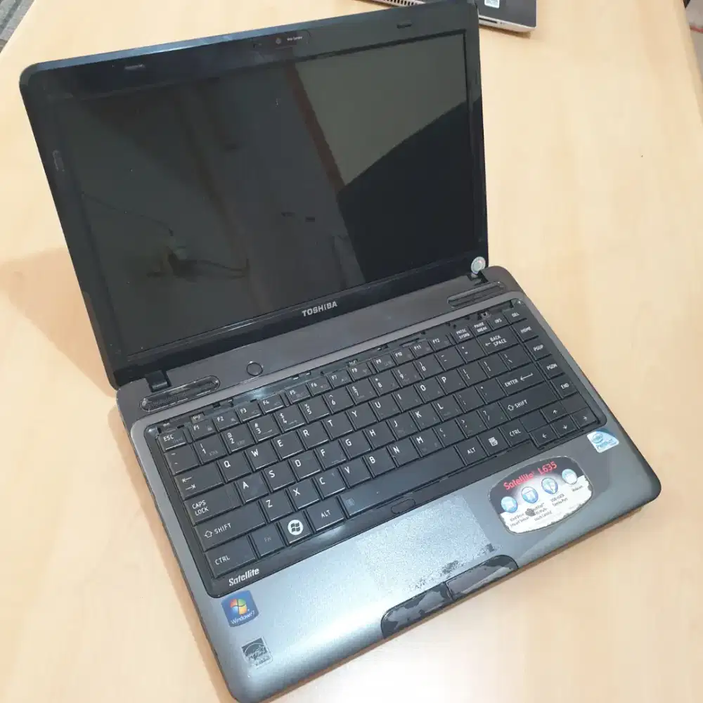 CASING LAPTOP TOSHIBA