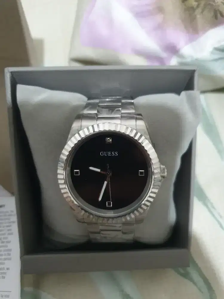 Jam tangan pria guess connoisseur dial hitam GW0542G1