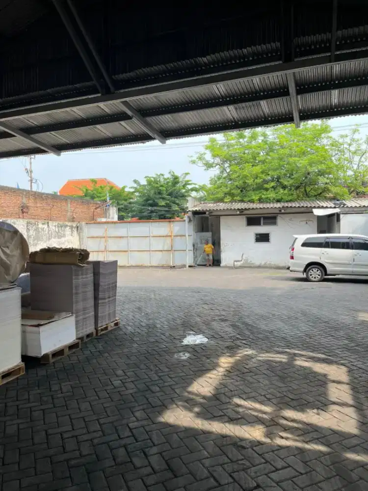 Dijual gudang plus tanah raya pogot dekat suramadu