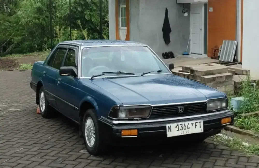 Sedan Murah Honda Accord executive 83