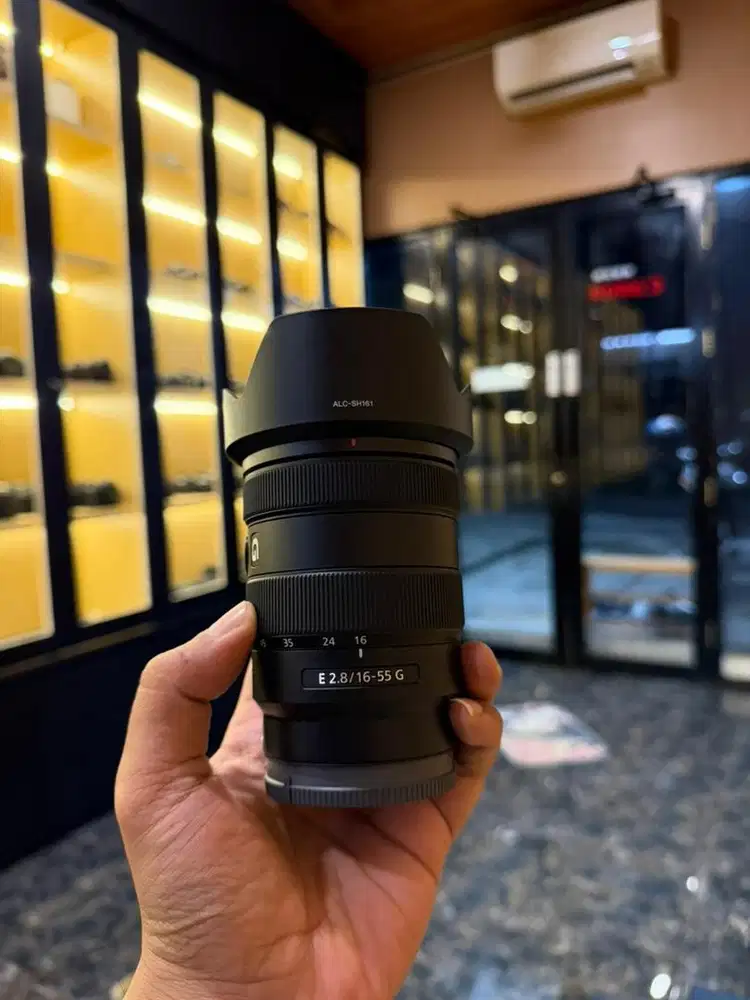 Sony E 16-55mm F2.8 G Fullset baru sebulan