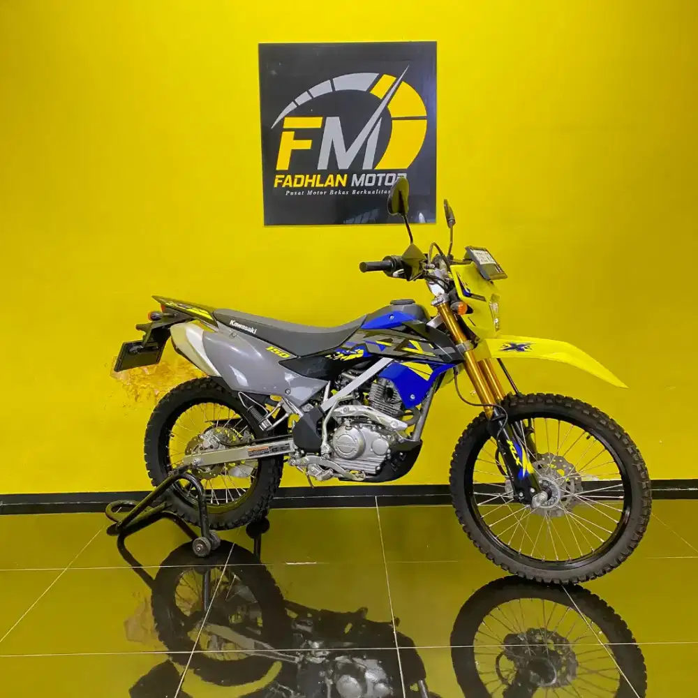 Kawasaki KLX Tahun 2023 Km Low Full Orisinil Gress Siap Pakai
