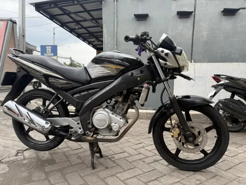BU dijual Vixion 2010