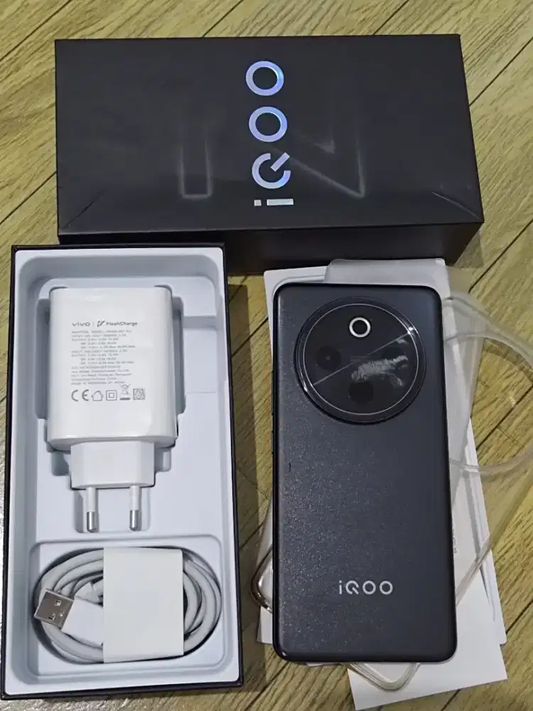 Iqoo Z10 5G 12/512Gb mulus bisa tukar tambah