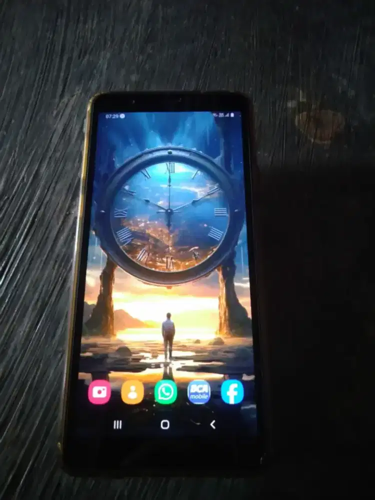 Samsung A8 star 2018  kumpilt