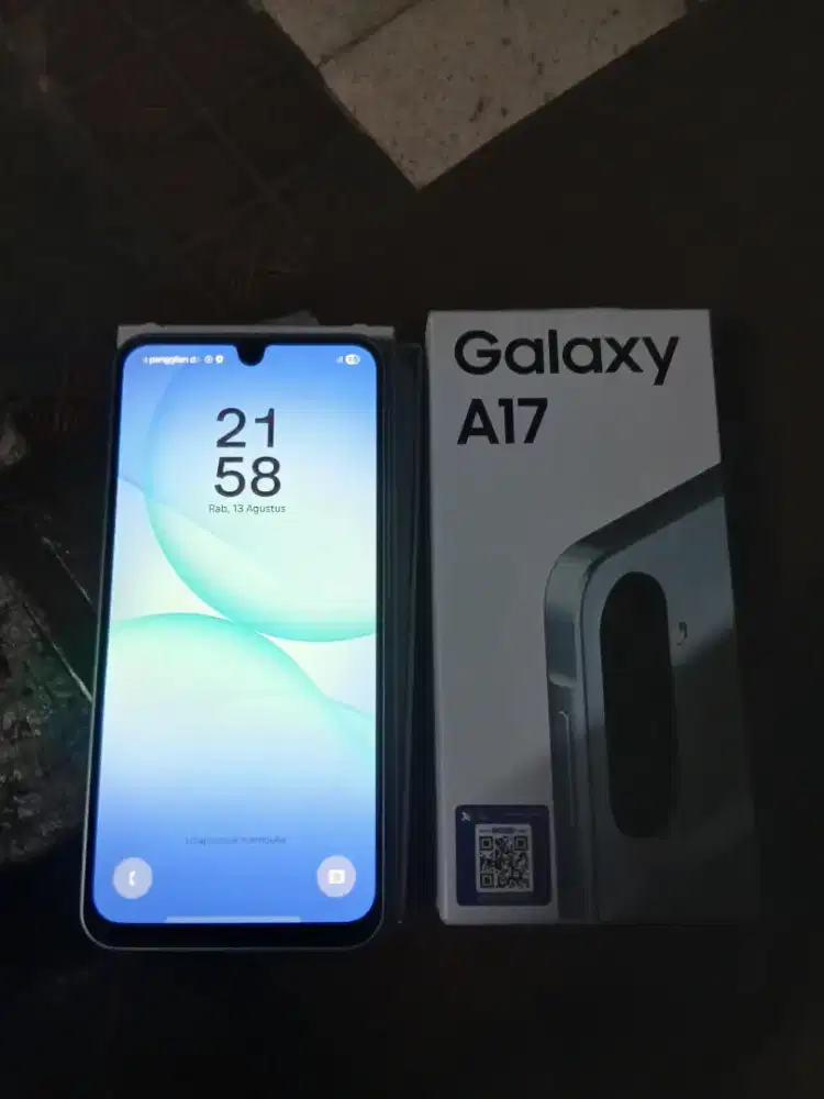 Samsung A17 8/128