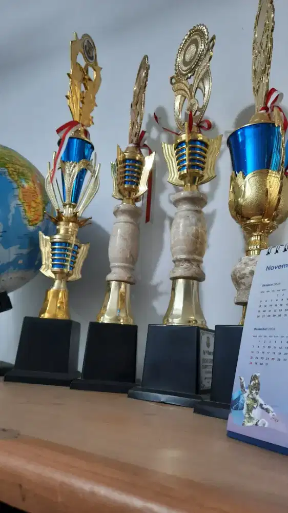 GURU UNTUK BIMBEL PELAJARAN