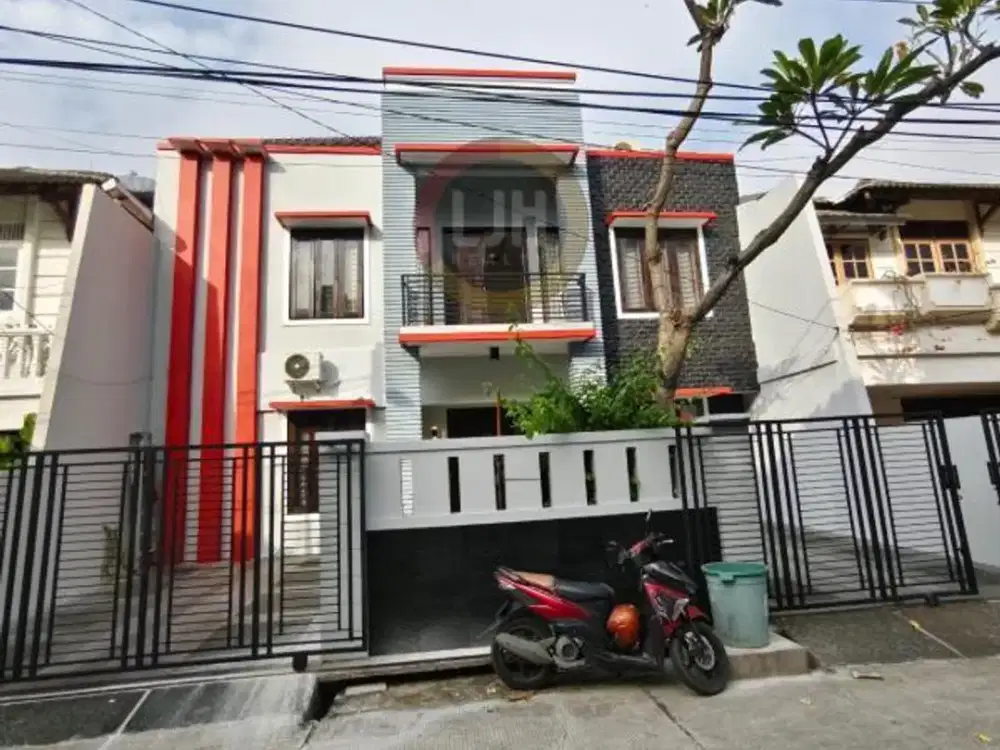 Rumah Disewakan di Janur Indah Kelapa Gading Jakarta Utara