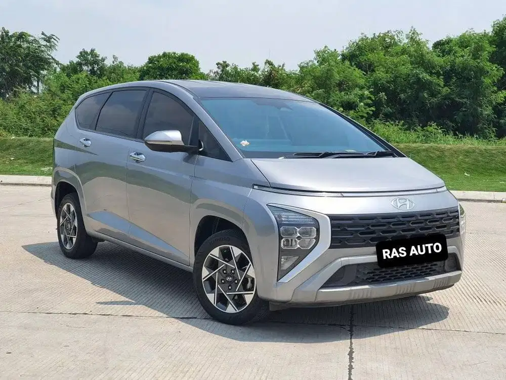 Hyundai Stargazer 1.5 Prime Captain Seat AT 2022 Abu