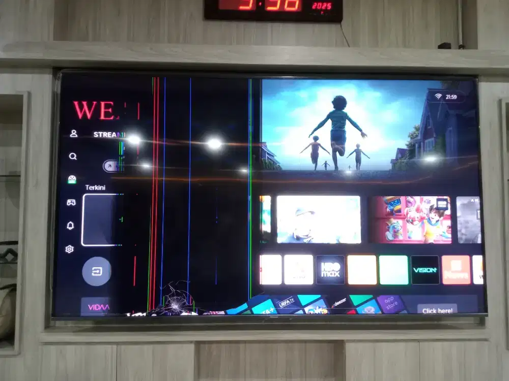 Tv hisensei 100 inch lcd rusak garis hitam