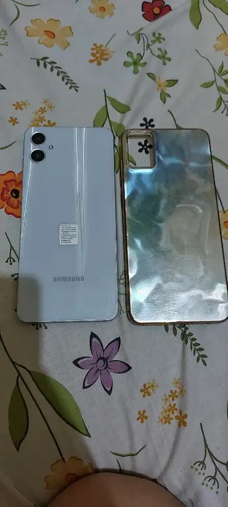 Samsung 4/64GB silver