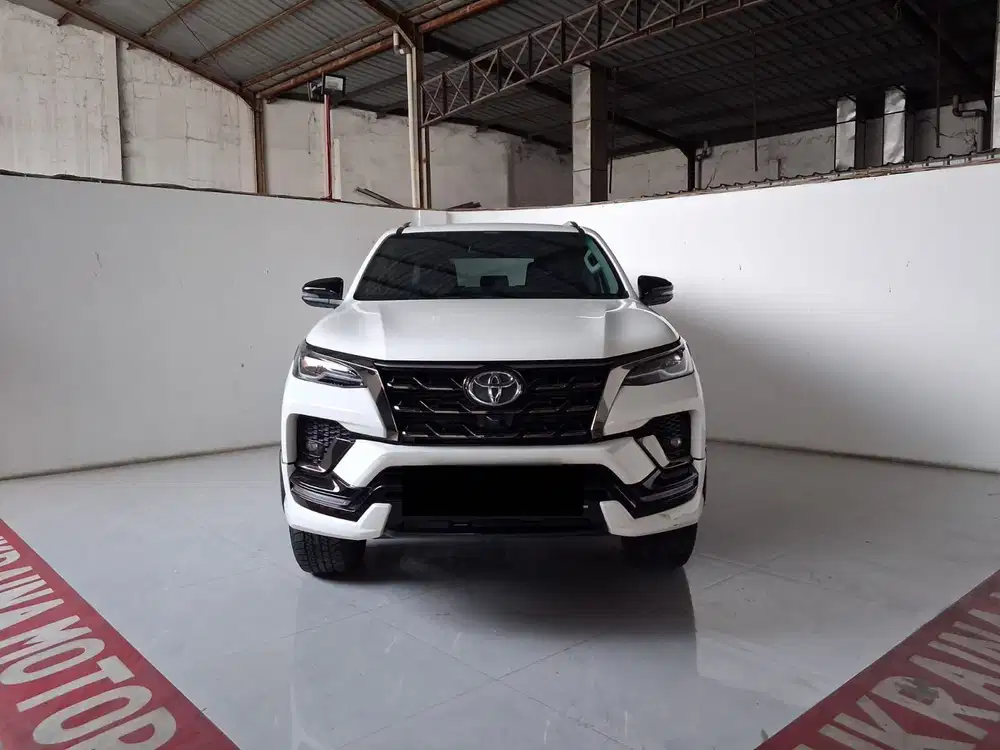 2022 Fortuner GR 2.8 Dsl at km 31 rb