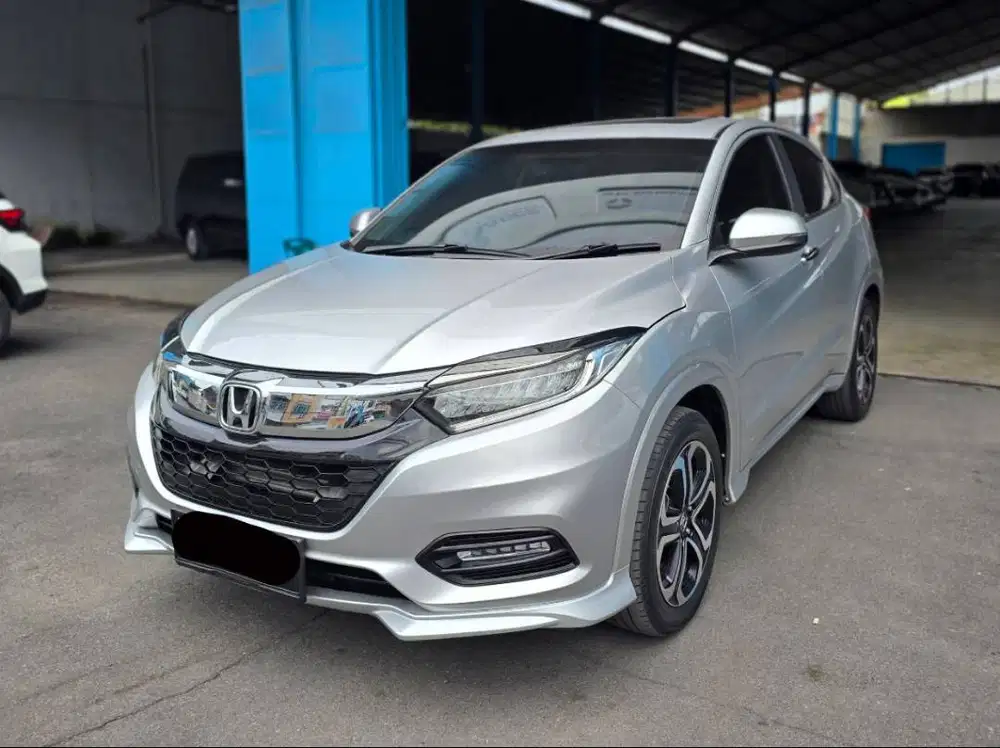 (TDP 26 JUTA) Honda HRV 1.8 PRESTIGE CVT 2015