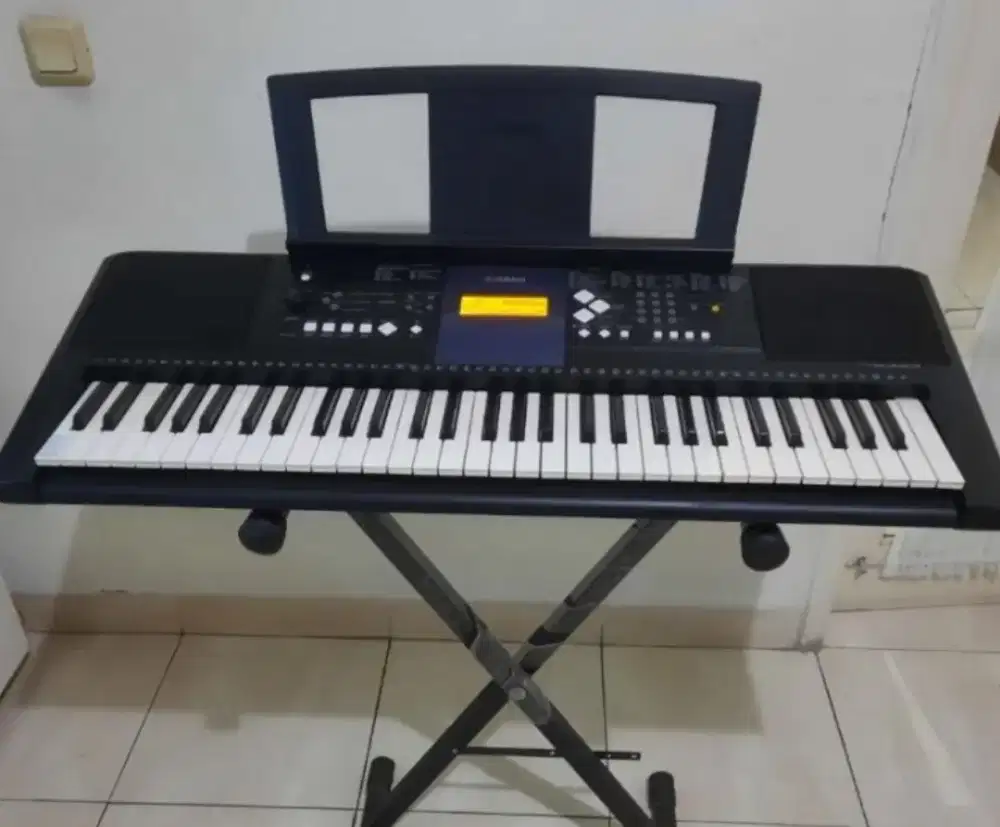 Keyboard yamaha PRS E333