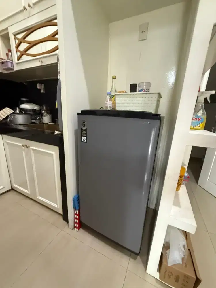 Kulkas 1 pintu bekas