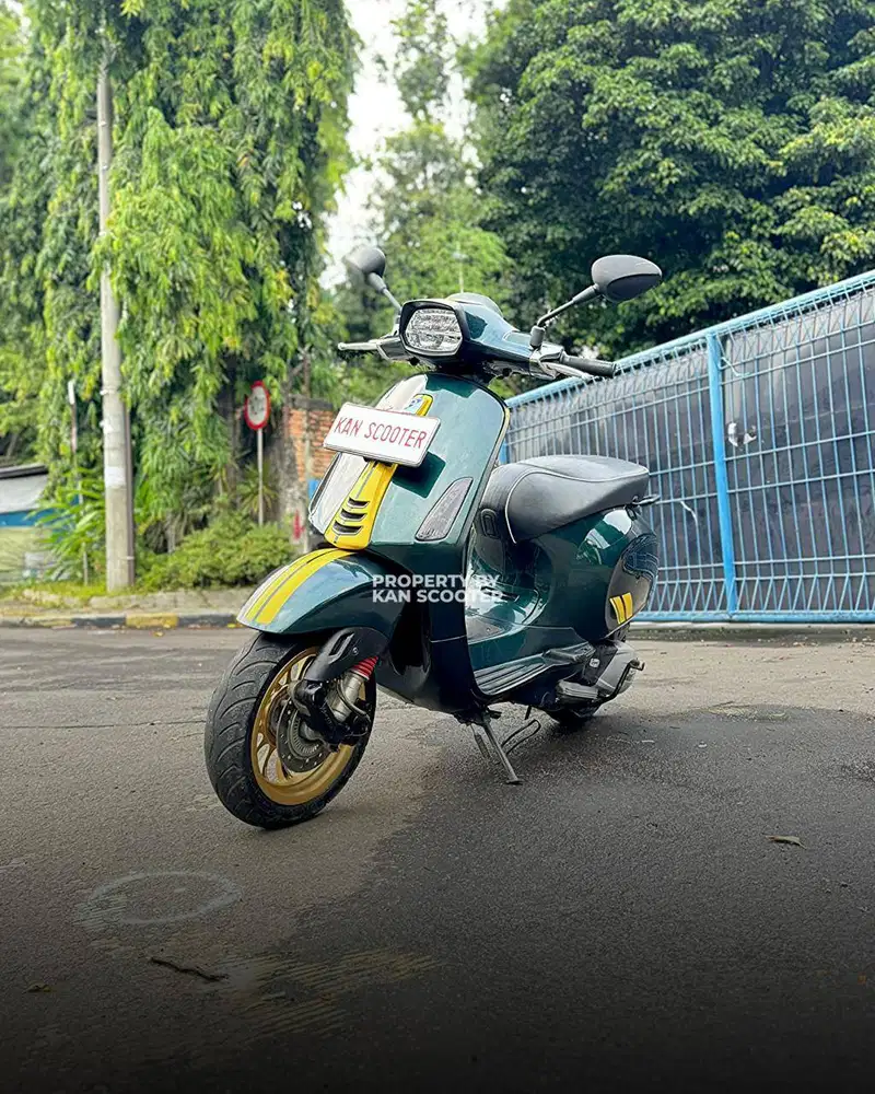 JUAL MURAH VESPA SPRINT SIXTIES RACING LIMITED EDITION 2020 MULUS