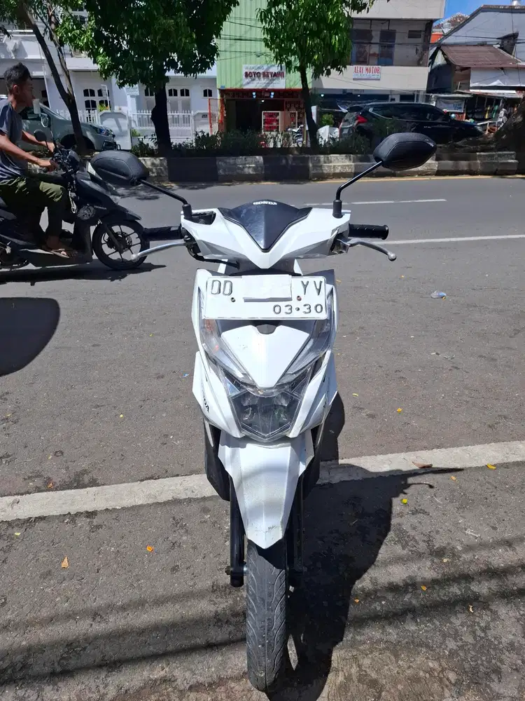 Honda beat eco 110cc 2017 putih