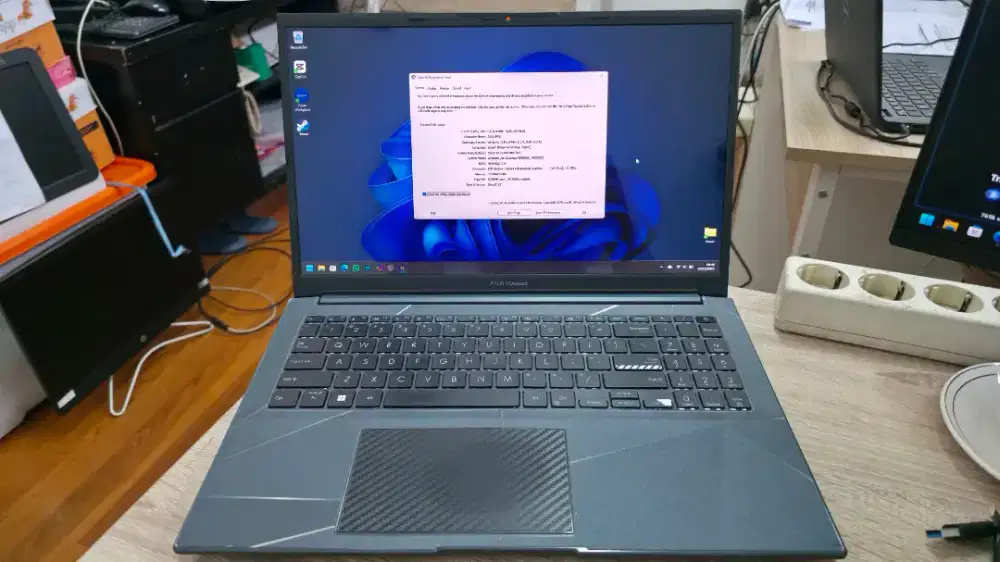 Laptop Asus Vivobook M6500QC RTX3050 OLED