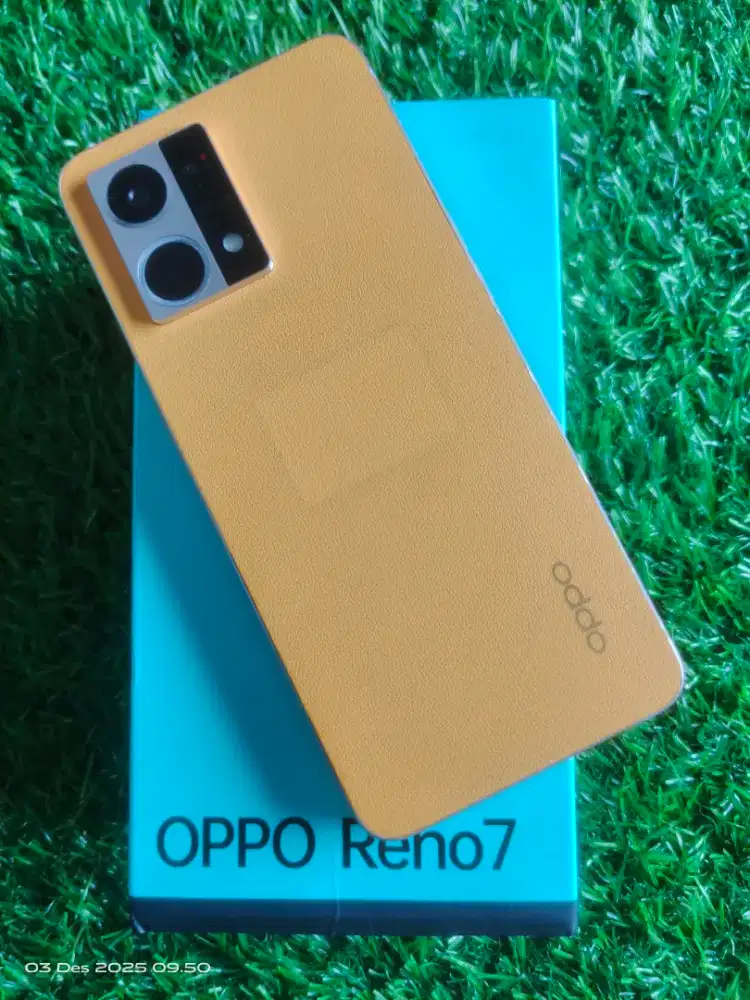 Oppo Reno 7 8/256Gb Fullset Original Ex Garansi Resmi