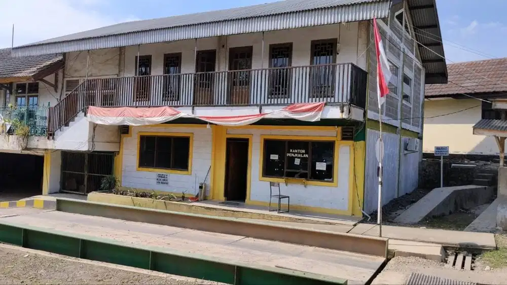 DIBUTUHKAN STAFF FINANCE