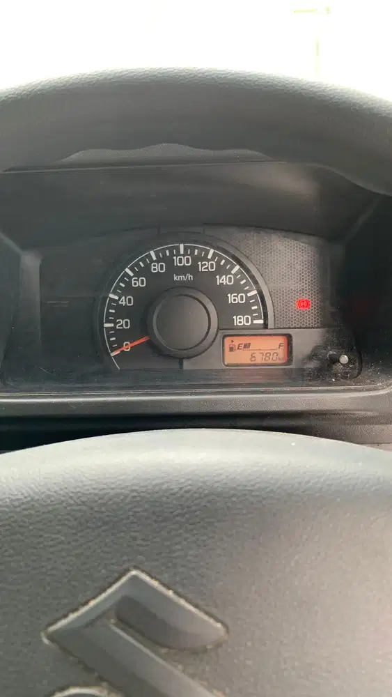 Suzuki Carry 2024 Bensin