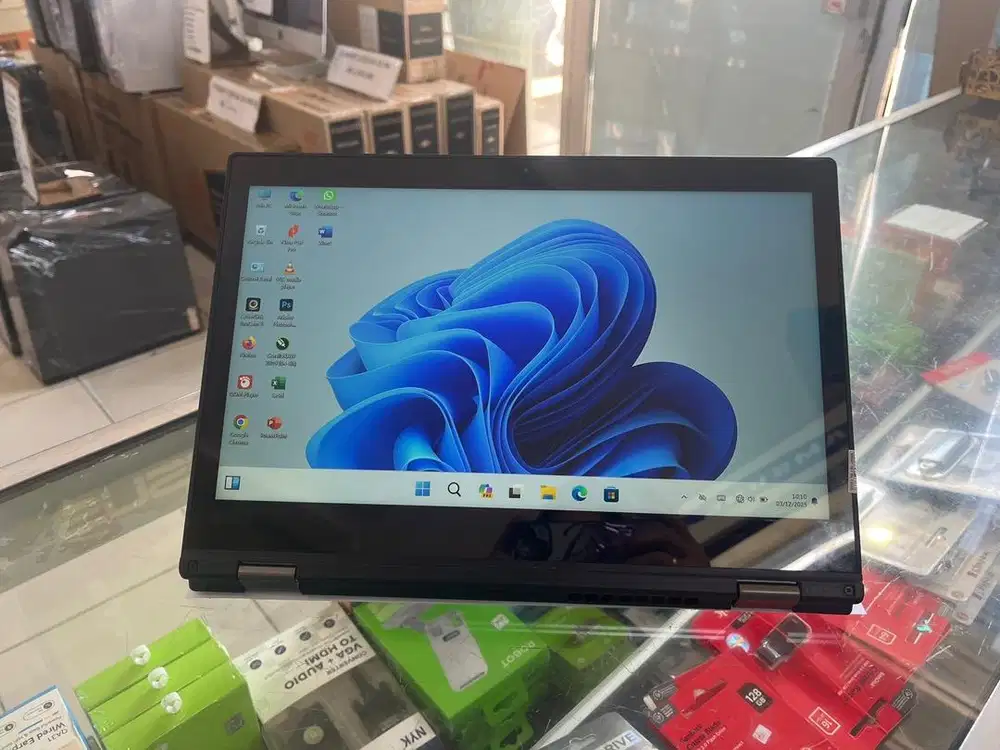 Laptop Lenovo Thinkpad Yoga i5 gen8 Ram 8Gb ssd 256gb Flip Touchscreen