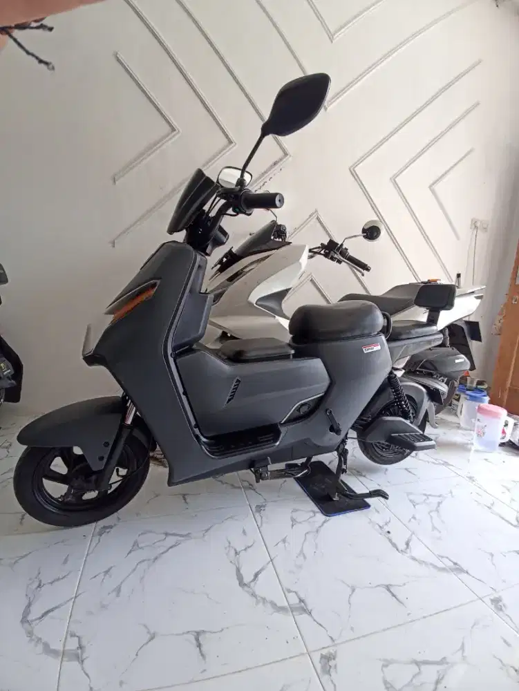 Sepeda listrik Uwinfly d60 adv