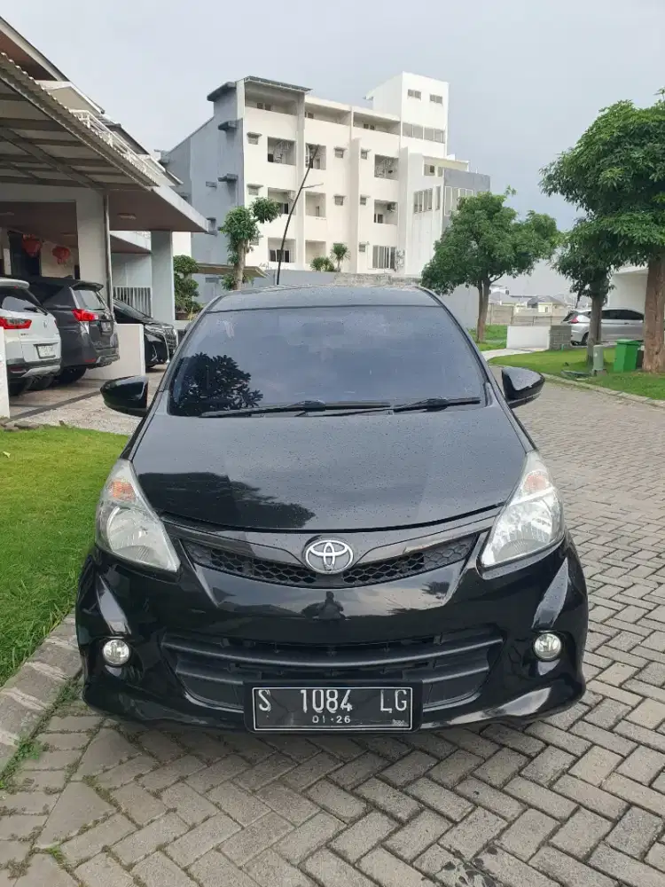 TOYOTA AVANZA VELOZ 1.5 MT 2011 PMK 2012