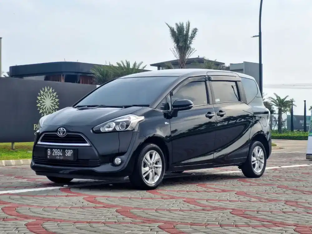 Toyota Sienta G Matic 2017
Hitam Metalik
