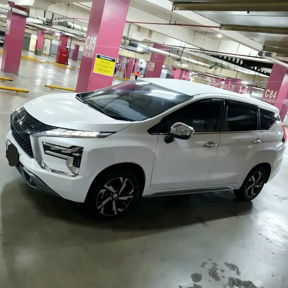 New model ! Xpander Ultimate AT 2022 white metalik