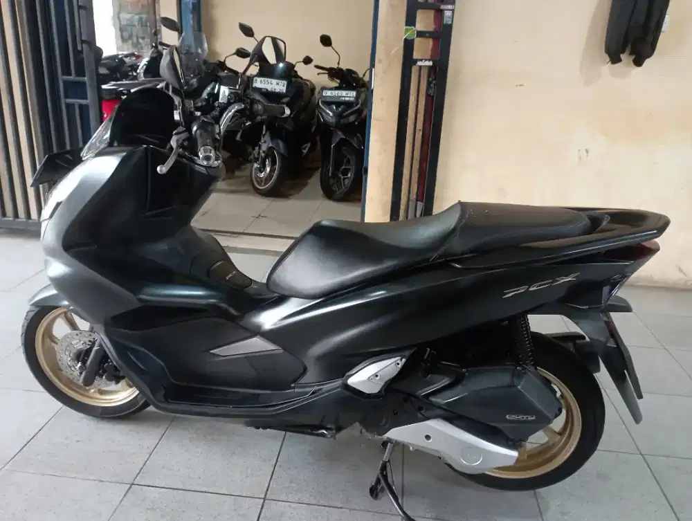 HONDA PCX ABS 2021 KONDISI SANGAT BAGUS