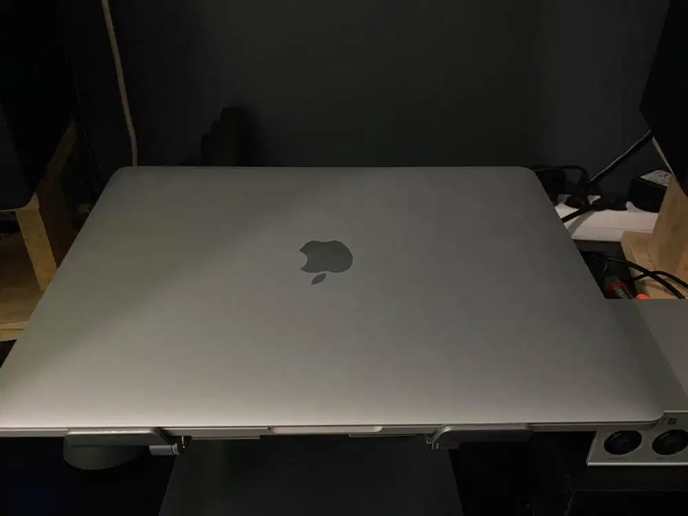 MACBOOK PRO 2017 ci7 - 16gb/1Tb Terabyte