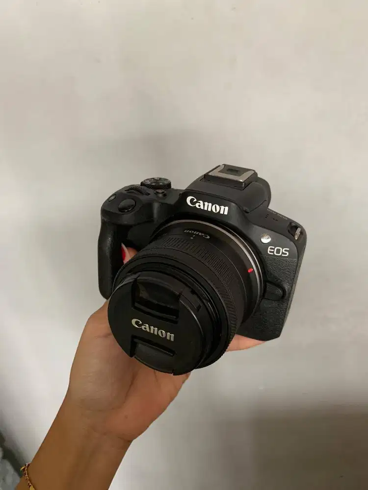 CANON EOS R50 + KIT NO VIGNET GARANSI 23 Mar 2026 KODE : ICM 1035