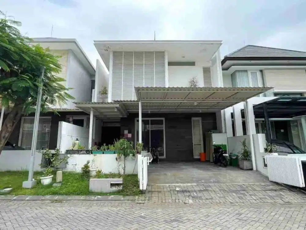 Dijual via lelang rumah Dian Istana cluster Moca Wiyung Surabaya barat