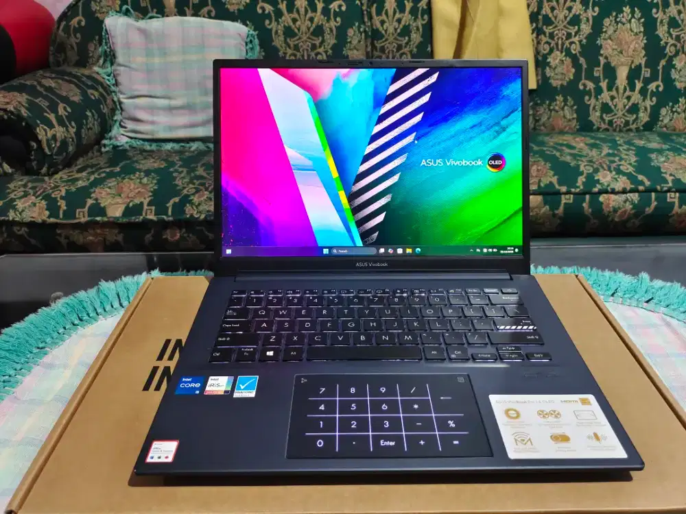 Laptop Asus vivobook 3400p core i5 11300H 8/512 oled 3k pantone