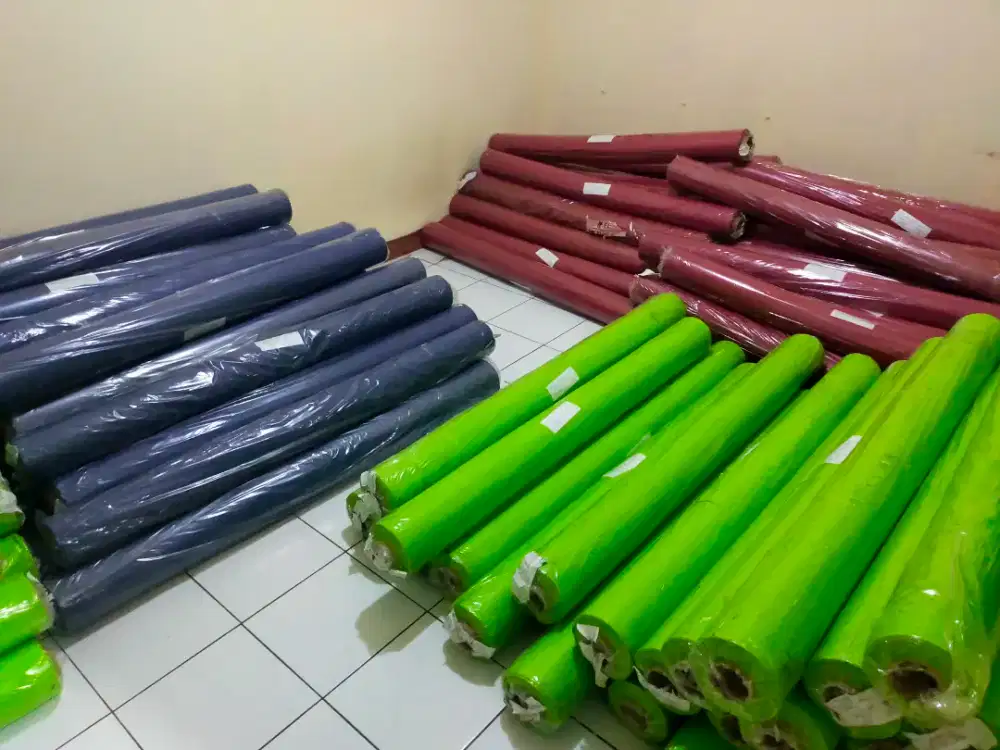 Dicari tukang cutting jas hujan