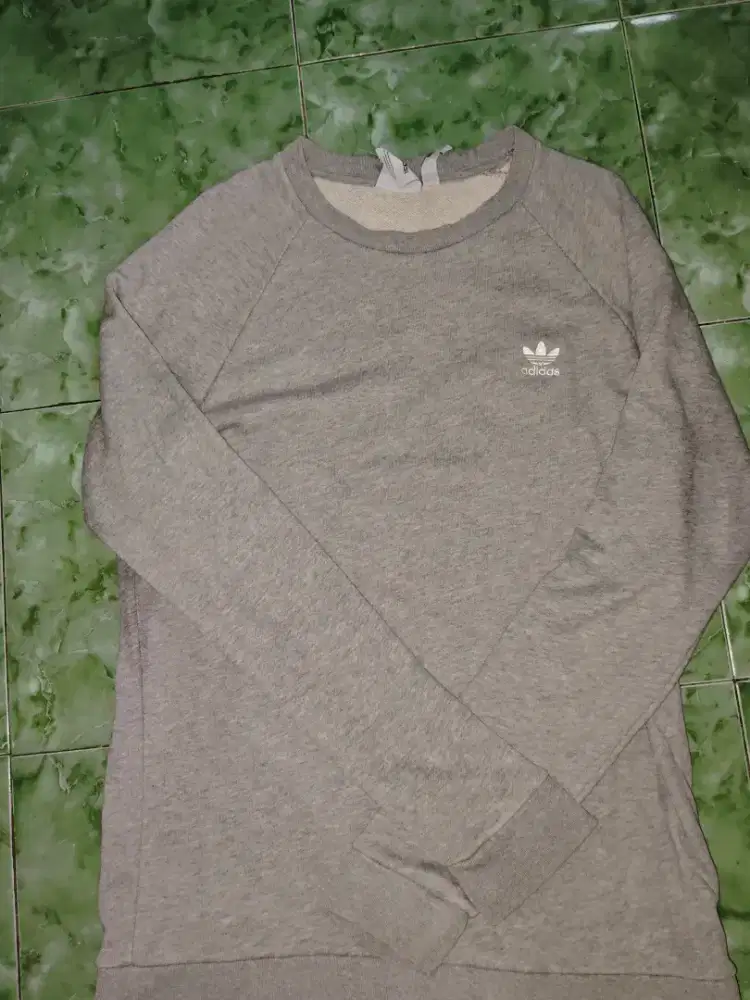 Crewneck adidas abu