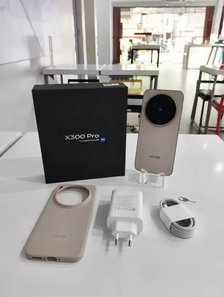 Cash / Kredit Vivo X300