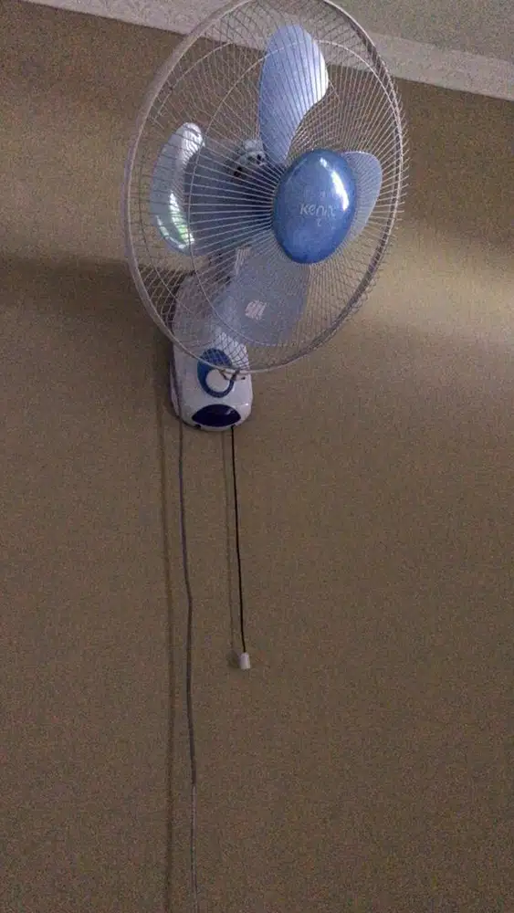Kipas Angin Model Dinding