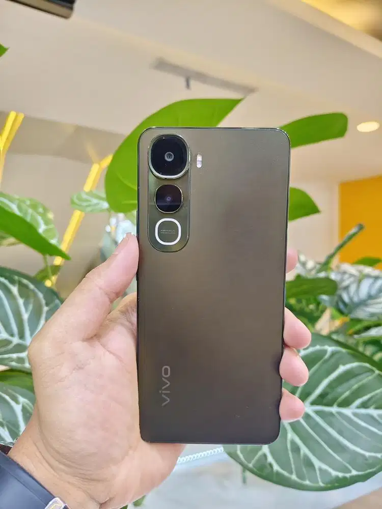 Second Vivo Y400 8+8/256GB | Garansi Aktif | Mulus Fullset