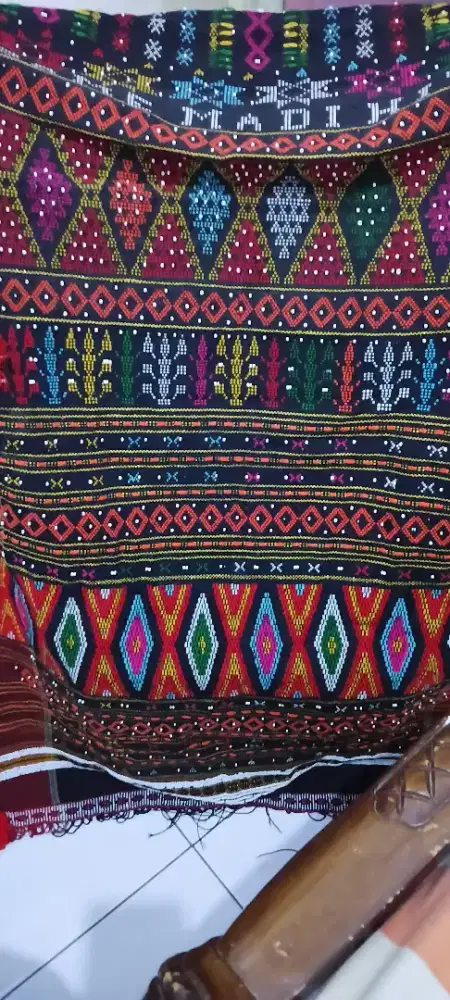 dijual semua macam2 ulos