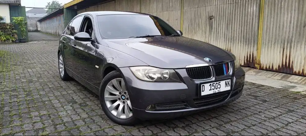 BMW 320i E90 2008