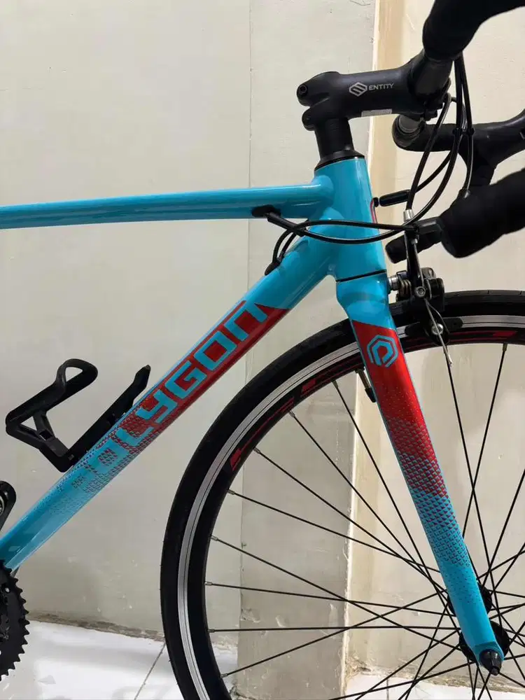 Sepeda Polygon Strattos S2