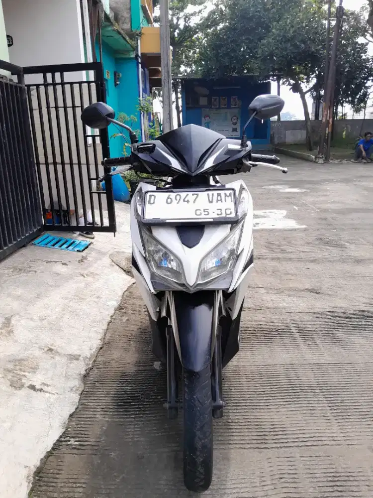 Honda Vario KZR 2012 Putih