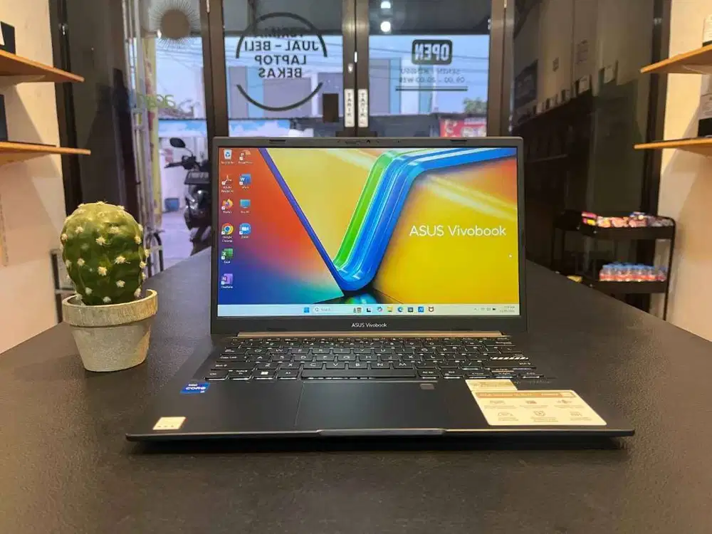 ASUS VIVOBOOK A1404VA // CORE i7GEN13 // GARANSI RESMI