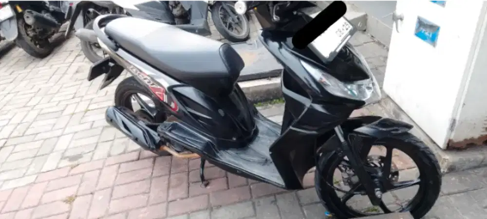 Di Jual Honda beat karbu 2009 Hitam