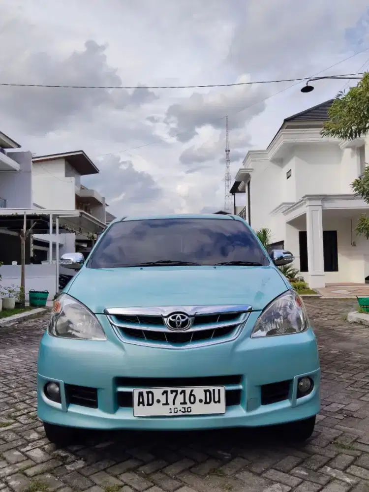 Toyota Avansa 1.3 matic G 2010