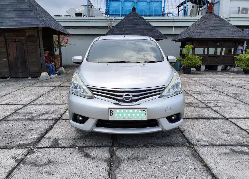 ISTIMEWA GRAND LIVINA XV AUTOMATIC