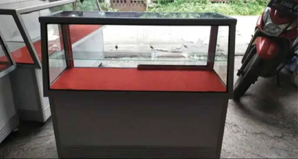 Etalase Handphone Etalase Counter Hp Pulsa 1M