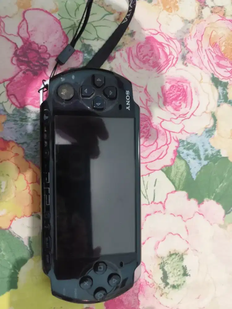 PSP 3006 (body only) + memori asli sony